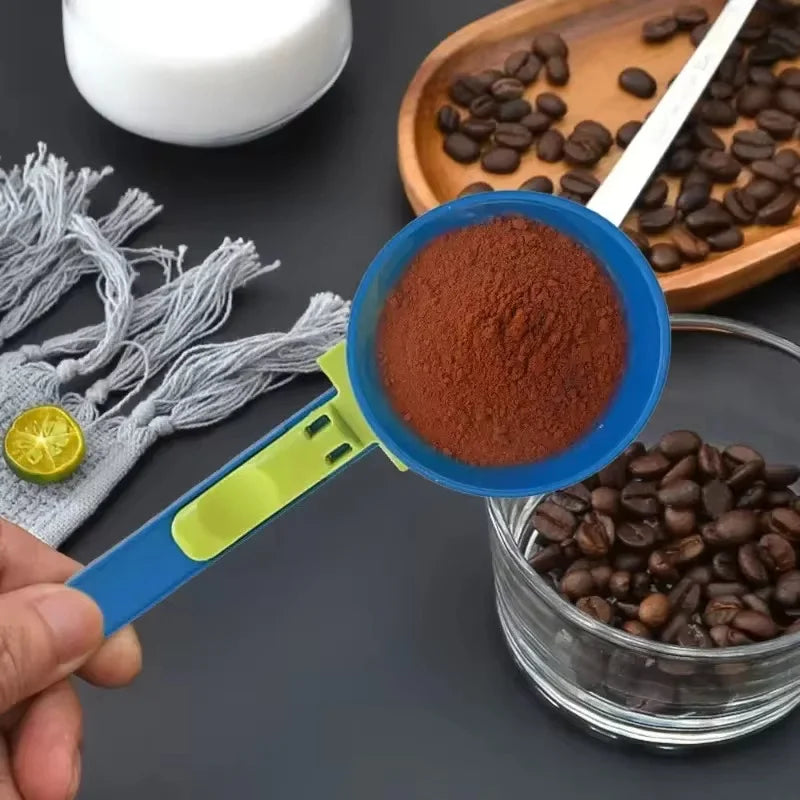 Smart 2-in-1 Scoop – Measure & Pour With Ease